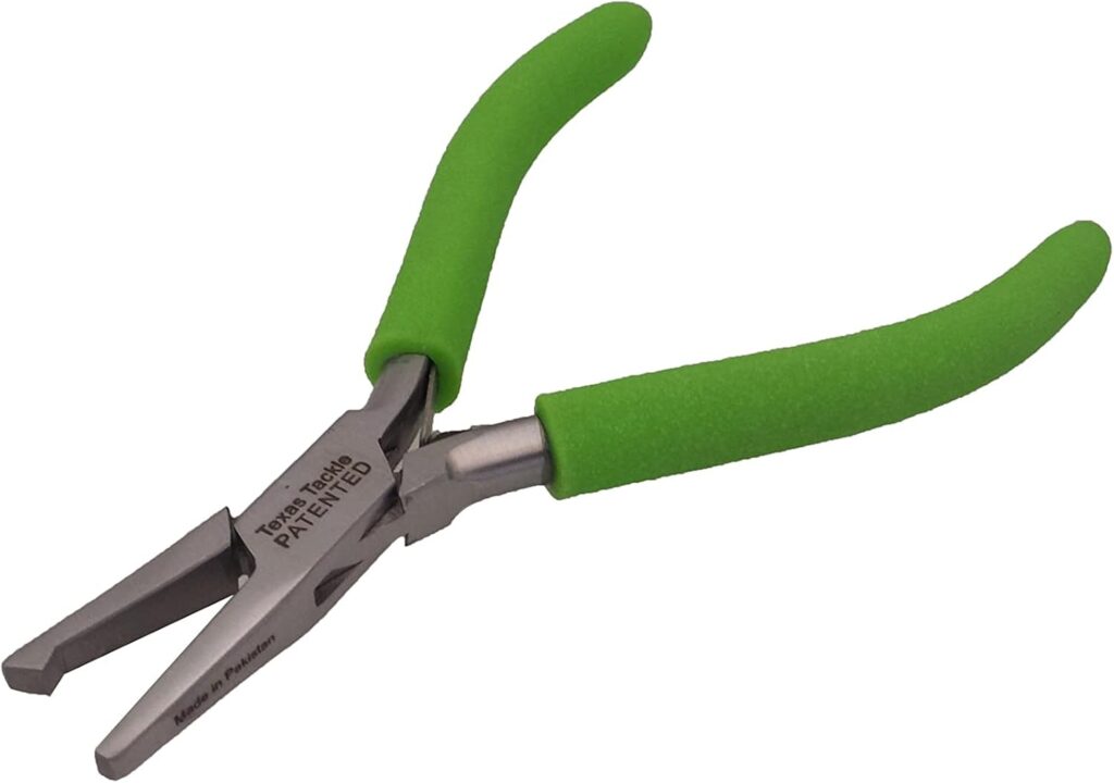 Texas Tackle 30101 large split ring pliers for changing hooks on salmon spoons and spinners